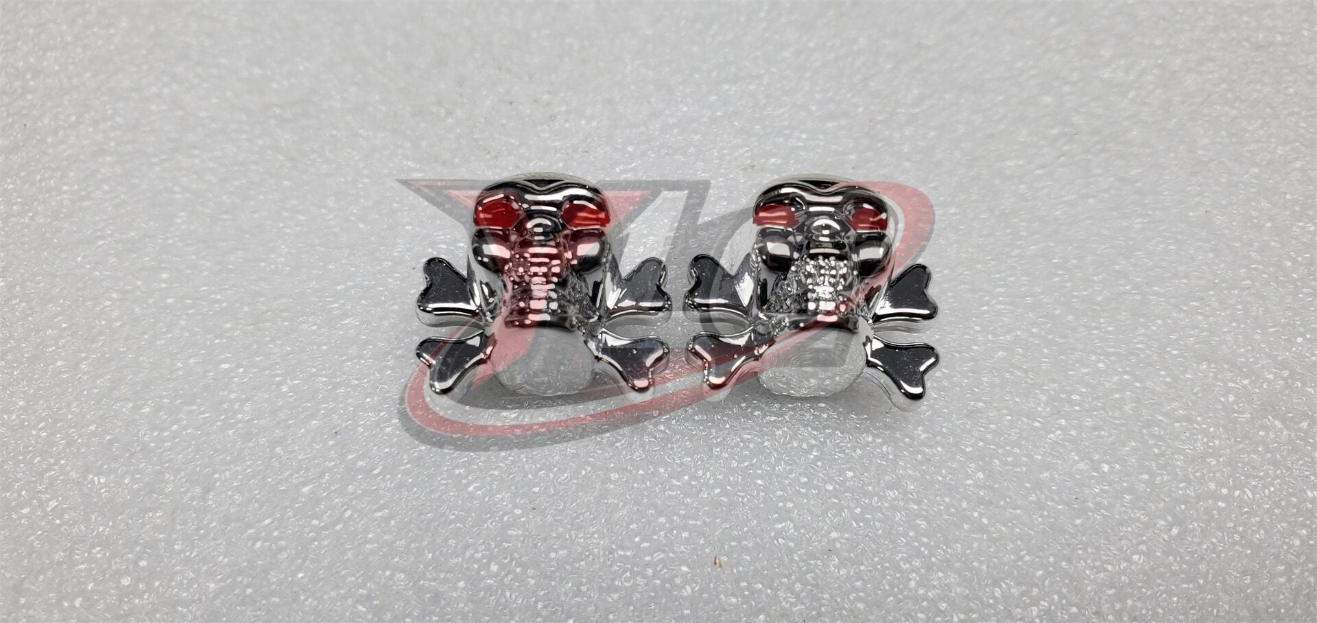 SİBOP KAPAĞI - KEMİKLİ KURU KAFA - GÜMÜŞ