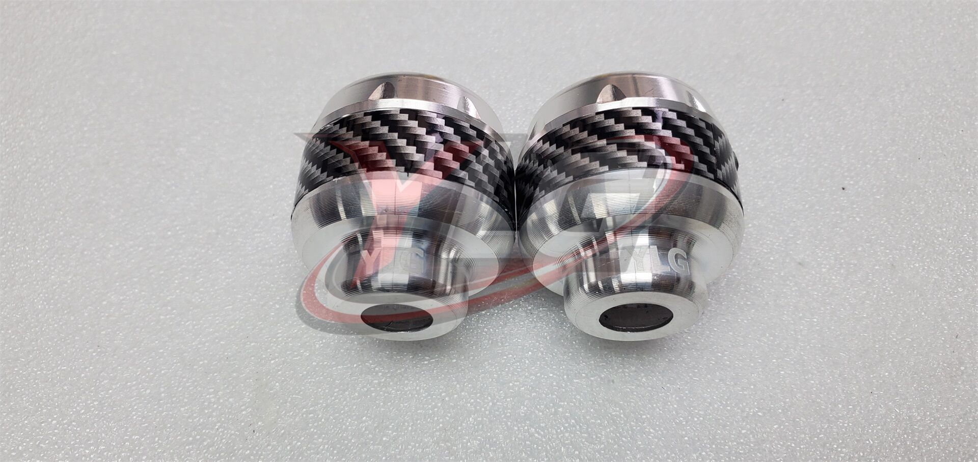 ÖN TEKER KORUMA TAKOZU - GÜMÜŞ